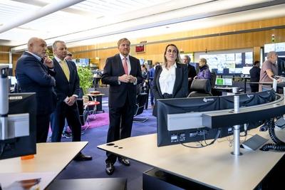 King pays working visit to A16 route Rotterdam, Rotterdam, The Netherlands-stock-foto