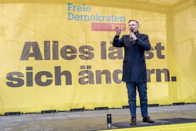 Christian Lindner, FDP-Vorsitzender, Wahlkampfrede auf dem Marienplatz, Bundestagswahlkampf, M?nchen, 18. Februar 2025-stock-foto