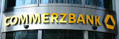 Commerzbank Filiale am 28.03.2020 in D?sseldorf Die Commerzbank Aktiengesellschaft ist eine als Universalbank t?tige deu-stock-foto