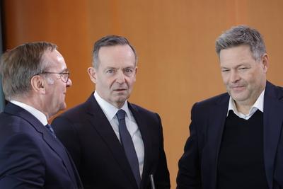Boris Pistorius, Bundesminister der Verteidigung, Dr. Volker Wissing, Bundesminister f?r Justiz und Bundesminister f?r D-stock-photo