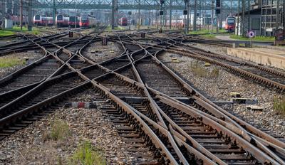 20221128 Warnstreik der Eisenbahner 28.11. - 29.11. WIEN, OESTERREICH - 28. NOVEMBER: Geleise und Weichen anl. des Warns-stock-foto