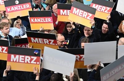 GER, Friedrich Merz (Kanzlerkandidat CDU) in der CDU Hochburg Vechta-stock-foto