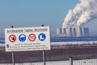 Kraftwerk Jaenschwalde-stock-foto