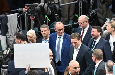 GER, Friedrich Merz (Kanzlerkandidat CDU) in der CDU Hochburg Vechta-stock-foto