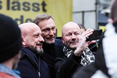 Politik - Bundestagswahl 2025 - Wahlkampfauftritt der FDP in D?sseldorf 20.02.2025-stock-photo
