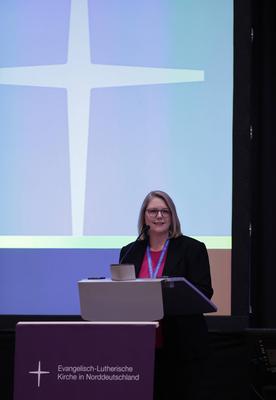 Praeses zur Wahl, Vorstellung, Anja Faehrmann 1.Tagung der III.Landessynode der Ev.-Luth Kirche in Norddeutschland Trave-stock-foto