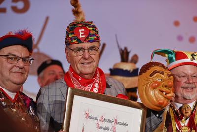 Presentation of the golden jesters bell / Regina Halmich bekommt im Europa-Park die Goldene Narrenschelle 2025 der Vereinigung Schw?bisch-Alemannischer Narrenz?nfte (VSAN)-stock-photo