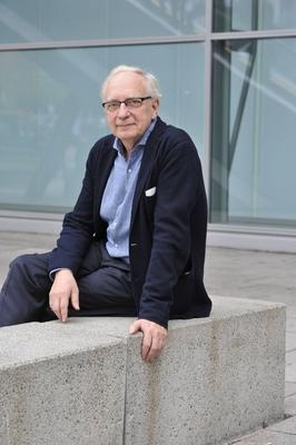 Claus Leggewie (Politikwissenschaftler) 10/17 thg Claus Leggewie am 13. Oktober 2017 w hrend der Buchmesse in Frankfurt-stock-photo