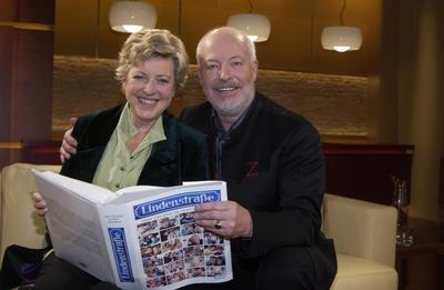 Marie-Luise Marjan und Bill Mockridge Sie sind das Traumpaar der Lindenstra?e : Marie-Luise Marjan und Bill Mockridge a-stock-foto