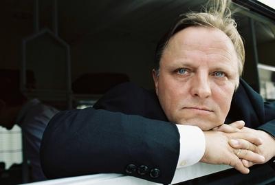 AXEL PRAHL Herr Moll Regie Bernd B?hlich DU BIST NICHT ALLEIN D 2007 Copyright KPA AUFNAHMEDA-stock-foto