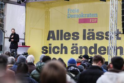 Politik - Bundestagswahl 2025 - Wahlkampfauftritt der FDP in D?sseldorf 20.02.2025-stock-photo