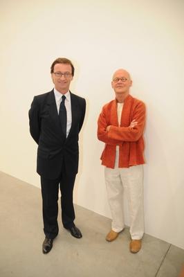 Bildnummer: 58041299  Datum: 26.05.2012  Copyright: imago/Manfred Siebinger2012 - Thaddaeus Ropac, Wolfgang Laib, Galerie Ropac, Halle, Vernissage Wolfgang Laib, Salzburg 2012 - Thaddaeus Ropac, Wolfgang Laib, Galerie Ropac, Halle, Vernissage Wolfgang Laib, Salzburg Kultur People Kunst xsp x0x 2012 hoch Aufmacher premiumd 2012 Galerie Ropac Halle Vernissage Wolfgang Laib Salzburg Thaddaeus  58041299 Date 26 05 2012 Copyright Imago Manfred Inger screen 2012 Thaddaeus Ropac Wolfgang Loaf Gallery Ropac Hall Opening Wolfgang Loaf Salzburg 2012 Thaddaeus Ropac Wolfgang Loaf Gallery Ropac Hall Opening Wolfgang Loaf Salzburg Culture Celebrities Art xsp x0x 2012 vertical Highlight premiumd 2012 Gallery Ropac Hall Opening Wolfgang Loaf Salzburg Thaddaeus-stock-foto
