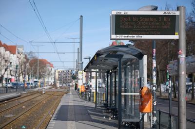 Berlin, Eindr?cke vom BVG Streik-stock-foto