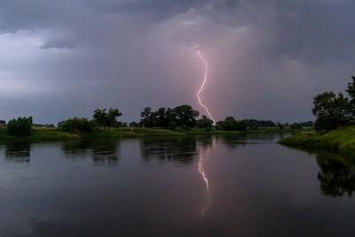 News Bilder des Tages Unwetter ueber Brandenburg DEU/Deutschland/Brandenburg/Brottewitz, 30.06.2024, Unwetter ziehen ueb-stock-photo
