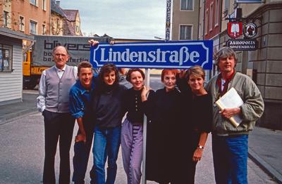 Lindenstra?e, Fernsehserie, Deutschland 1988, Darsteller: Robert Zimmerling, Christian Kahrmann, Brigitte Annessy, Nina-stock-foto