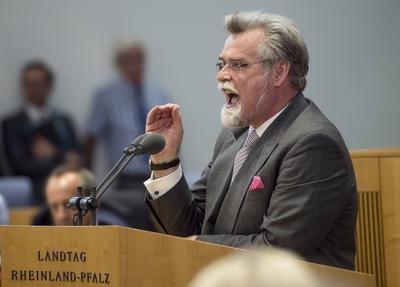 Debatte um Gerf?ngnisimame Herbert Mertin FDP rheinland pf?lzischer Justizminister aufgenommen a-stock-photo
