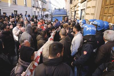 News - Naples, citizens and workers take to the streets after Ciciliano's remarks-stock-photo