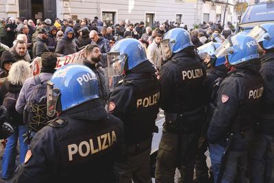 News - Naples, citizens and workers take to the streets after Ciciliano's remarks-stock-photo