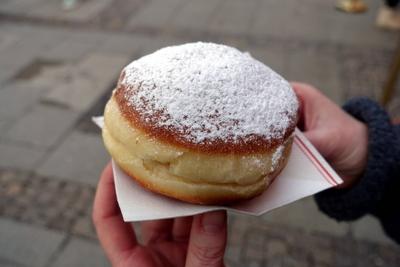 Fasching - Krapfen - Faschingskrapfen Wien, 09. 02. 2024 Fasching - Krapfen - Faschingskrapfen *** Carnival doughnuts Ca-stock-foto