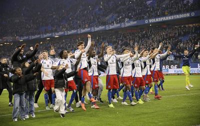 Fussball 2. Bundesliga Hamburger SV -  Kaiserslautern-stock-foto