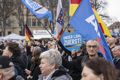 Demo gegen AfD Erfurt-stock-foto