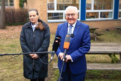 Bundestagswahl 2025 - Stimmabgabe des Bundespr?sidenten bei der Bundestagswahl-stock-foto