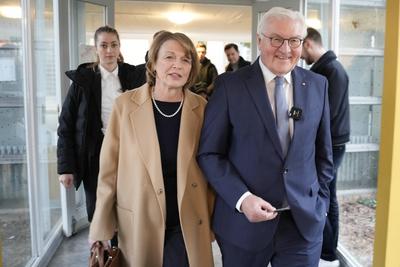 Bundestagswahl 2025, Stimmabgabe Bundespraesident Steinmeier-stock-foto