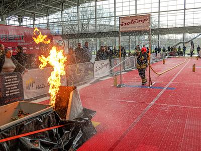 Einzelwettk?mpfe auf der FireFit Europe Am Samstag fanden die Einzelwettk?mpfe in der Messehalle 2 bei der FireFit Champ-stock-foto