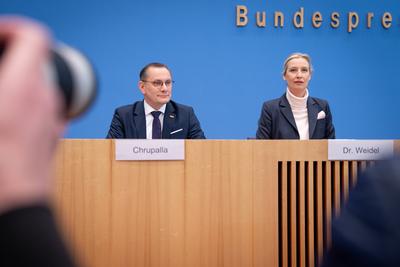 Bundespressekonferenz AfD - Zu den Bundestagswahlen-stock-foto