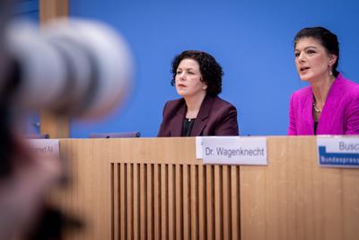 Bundespressekonferenz BSW Buendnis Sahra Wagenknecht - Zu den Bundestagswahlen-stock-foto