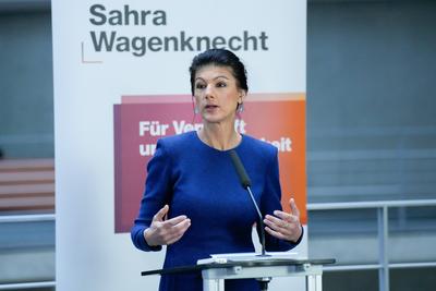 News Bilder des Tages Pressekonferenz, B?ndnis Sahra Wagenknecht Pressekonferenz, Gruppe im Bundestag, B?ndnis Sahra Wag-stock-foto