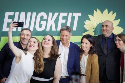 News Bilder des Tages Terry Reintke, Spitzenkandidatin zur Europawahl von BUENDNIS 90/DIE GRUENEN, Ricarda Lang, Bundesv-stock-foto