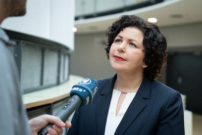 1. Parteitag Buendnis Sahra Wagenknecht - Vernunft und Gerechtigkeit Amira Mohamed Ali, MdB im Portrait beim 1. Parteita-stock-foto
