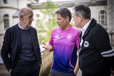 Bilder des Jahres 2024, News 04 April News Themen der Woche KW15 News Bilder des Tages Berlin, 10.04.2024. Bundesministe-stock-photo
