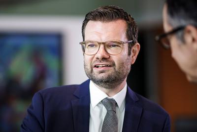 Marco Buschmann, Bundesminister der Justiz, aufgenommen im Rahmen einer Kabinettssitzung im Bundeskanzleramt Berlin, 13-stock-photo