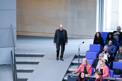 Sitzung des Deutschen Bundestags, Gregor Gysi, Linke, MdB Sitzung des Deutschen Bundestags, Rede, Plenum, Gregor Gysi, L-stock-foto