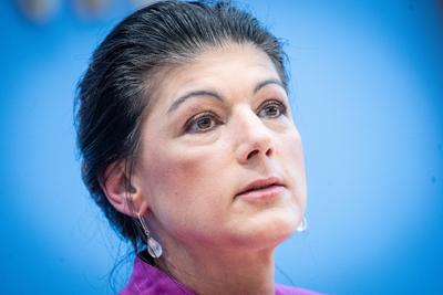 Bundespressekonferenz in Berlin - Wahlnachlese zur Bundestagswahl 2025 - BSW - B?ndnis Sahra Wagenknecht -  Parteivorsitzende Sahra Wagenknecht-stock-foto