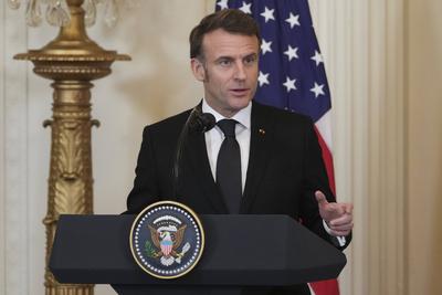 President Donald J Trump and President Emmanuel Macron of France hold a press conference-stock-foto