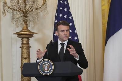 President Donald J Trump and President Emmanuel Macron of France hold a press conference-stock-foto