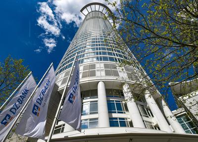 xblx, Hochhaus der DZ Bank in Frankfurt, emwirt Frankfurt am Main *** xblx, DZ Bank high-rise in Frankfurt, emwirt Frank-stock-foto