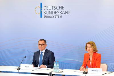 Deutsche Bundesbank. Pressekonferenz.-stock-foto