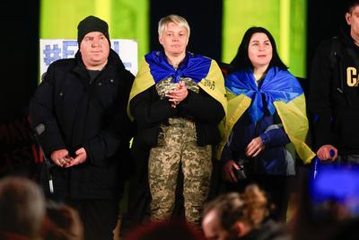 Demo Anl?sslich des dritten Jahrestages des Beginns des Krieges von Russland gegen die Ukraine-stock-photo