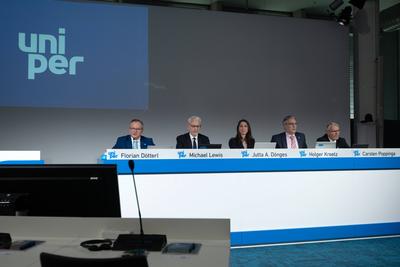 Uniper Bilanzpressekonferenz-stock-photo