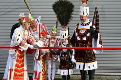 Richtfest K?lner Rosenmontagszug 2025-stock-foto