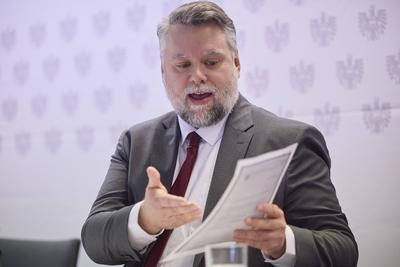 PG ?berblick ?ber j?hrliche WKStA-Arbeit-stock-photo