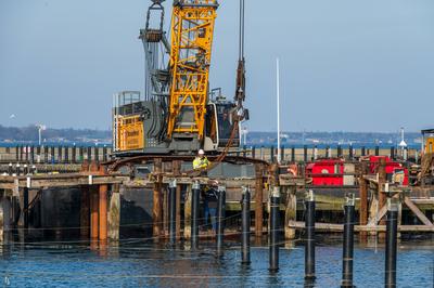 Kiel, Deutschland, 20. Febr. 2025 Kieler Hafen im Februar 2025 Im Bereich des historischen Olympiahafen werden die Liege-stock-photo