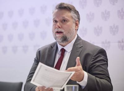 PG ?berblick ?ber j?hrliche WKStA-Arbeit-stock-photo