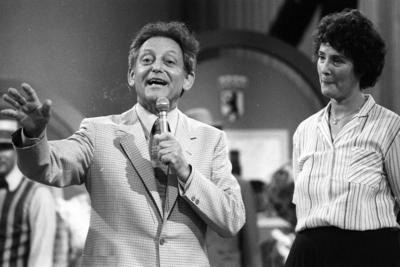Fernsehshow mit Moderator Hans Rosenthal-stock-foto