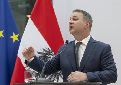 20250227 Praesentation des Regierungsprogramms-stock-photo