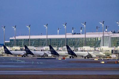 Flugausf?lle am M?nchner Flughafen  wegen Verdi-Warnstreik gestrichen, M?nchen, 27.02.2025-stock-foto